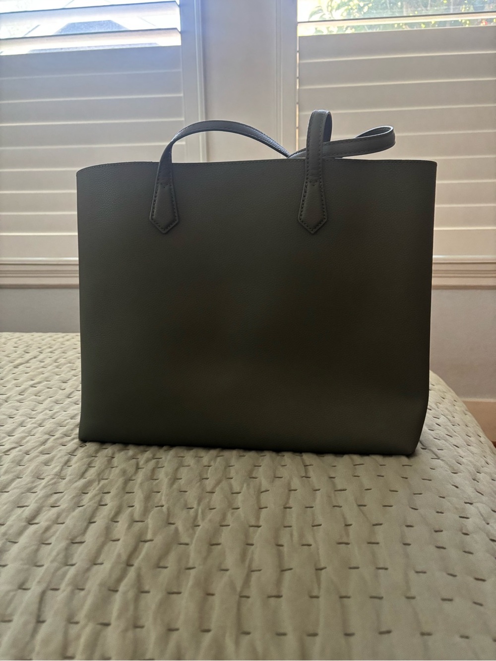 Quince Adeline Leather Women's Olive Green Shopper Tote - Classic Everyday Carry - Picture 10 of 14